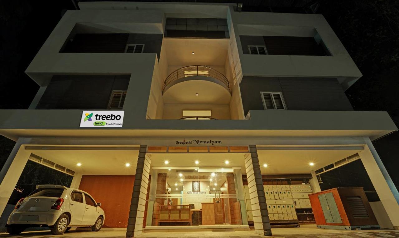 Sreepathi Nirmalyam 400 Mts From Guruvayoor Temple Otel Guruvāyūr Dış mekan fotoğraf