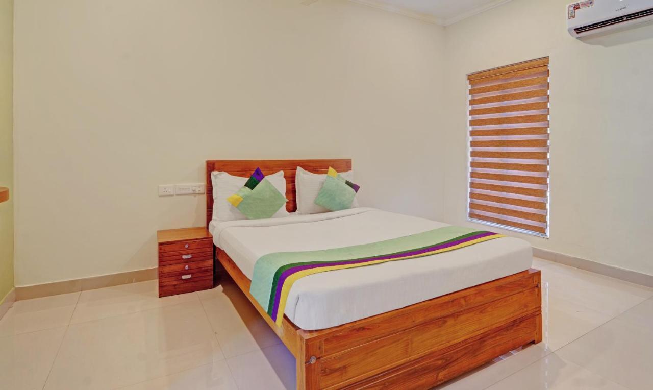 Sreepathi Nirmalyam 400 Mts From Guruvayoor Temple Otel Guruvāyūr Dış mekan fotoğraf