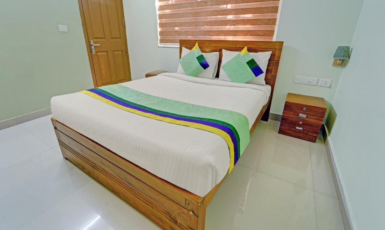 Sreepathi Nirmalyam 400 Mts From Guruvayoor Temple Otel Guruvāyūr Dış mekan fotoğraf